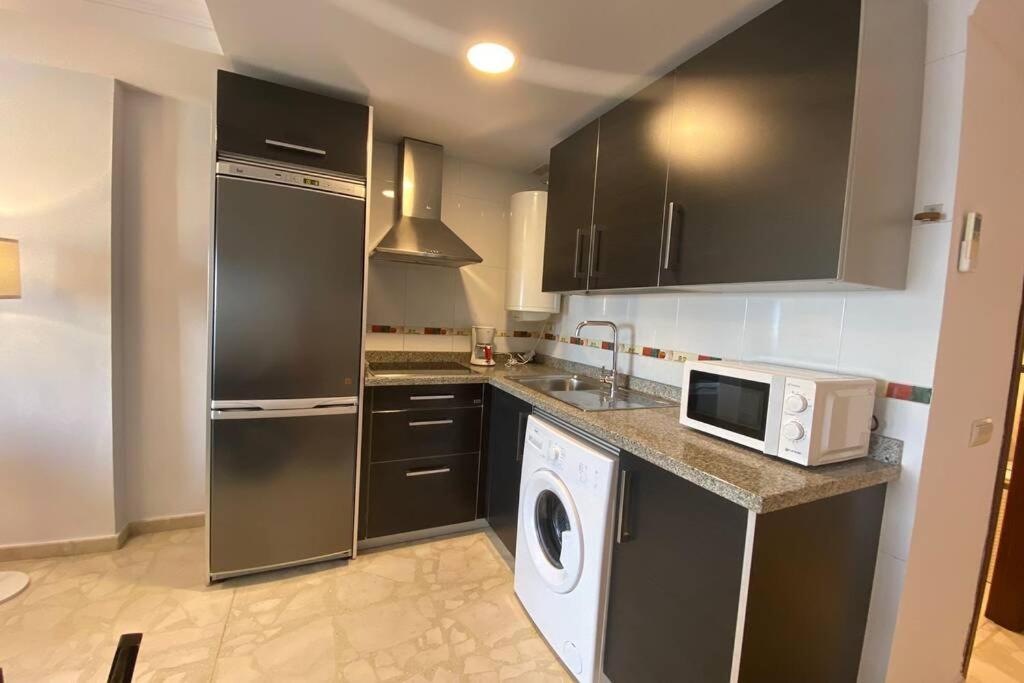 Maravilloso Apartamento En Primera Linea De Playa Con Vistas Al Mar En Caleta De Velez 2 D Extérieur photo